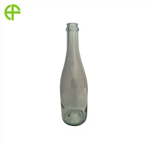 Bouteille en verre de champagne en silex